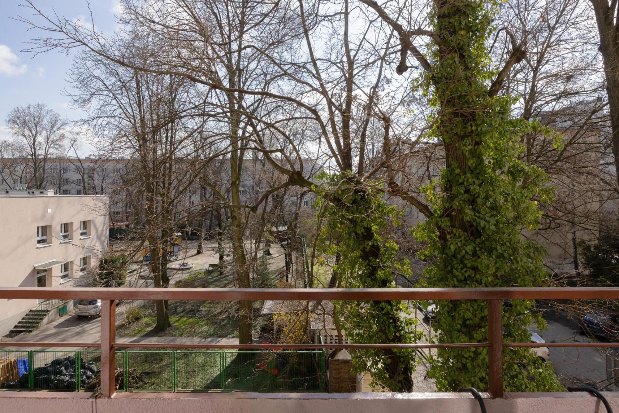 With Balcony 180 M To The Royal Baths By Renters Leilighet