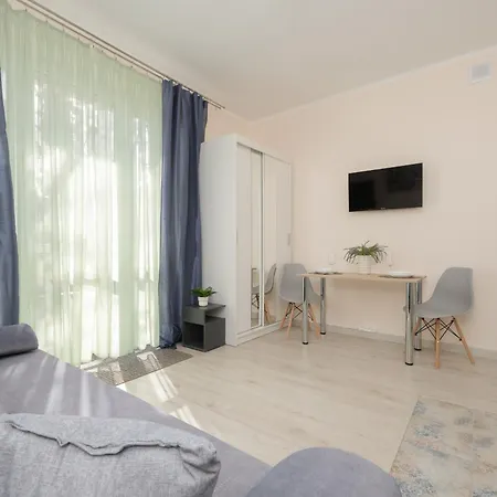Studio With Balcony 180 M To The Royal Baths By Noclegi Renters Warszawa Eksteriør bilde