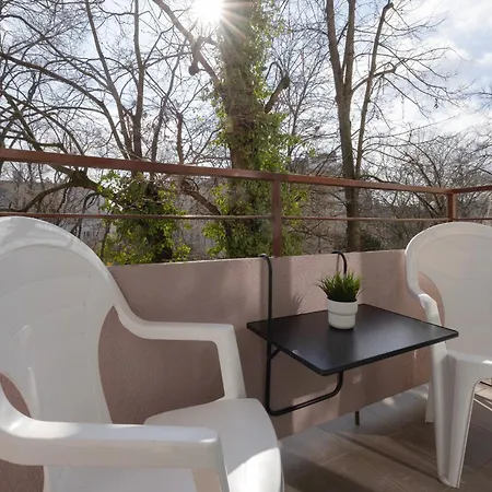 Studio With Balcony 180 M To The Royal Baths By Noclegi Renters Warszawa Eksteriør bilde
